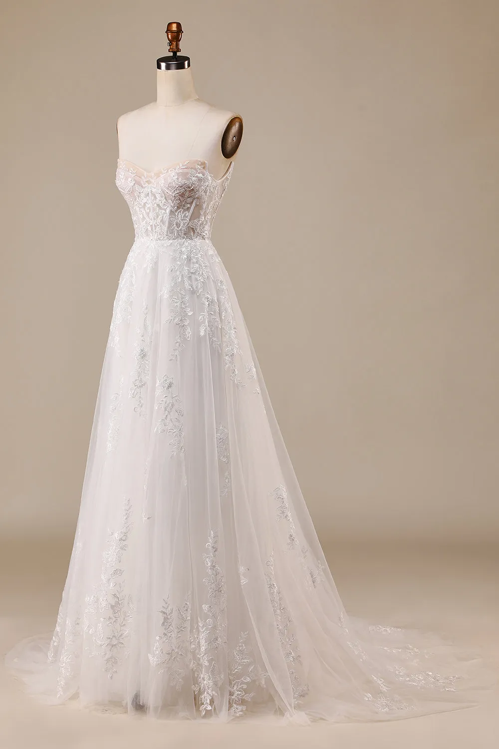 Abito da sposa in tulle con corsetto staccabile avorio