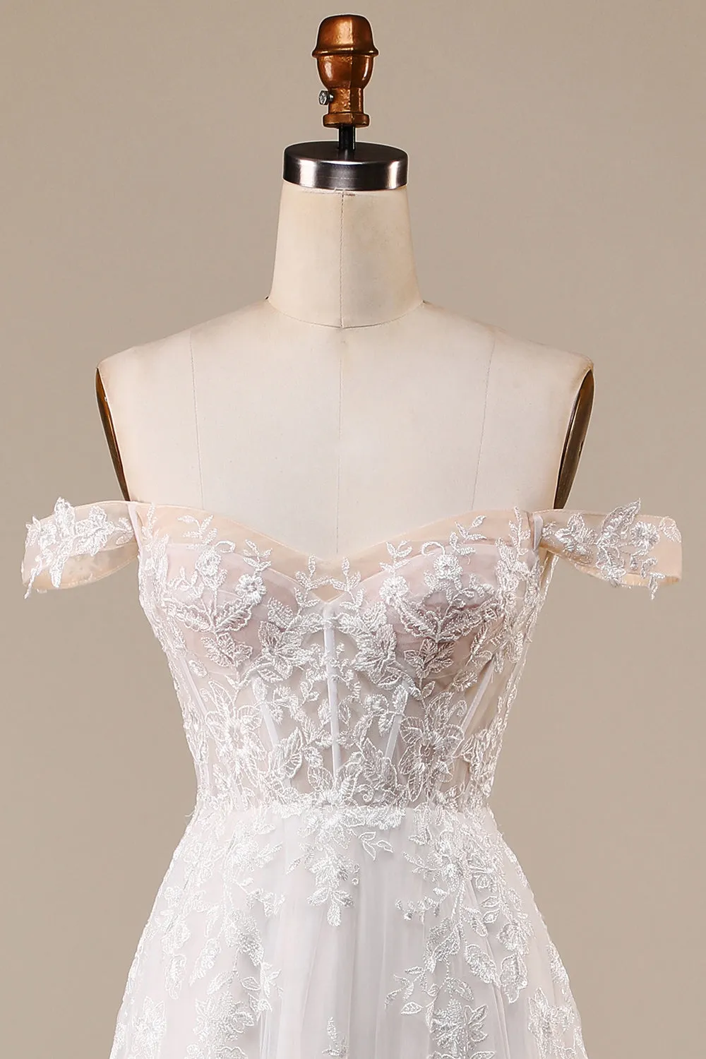 Abito da sposa in tulle con corsetto staccabile avorio