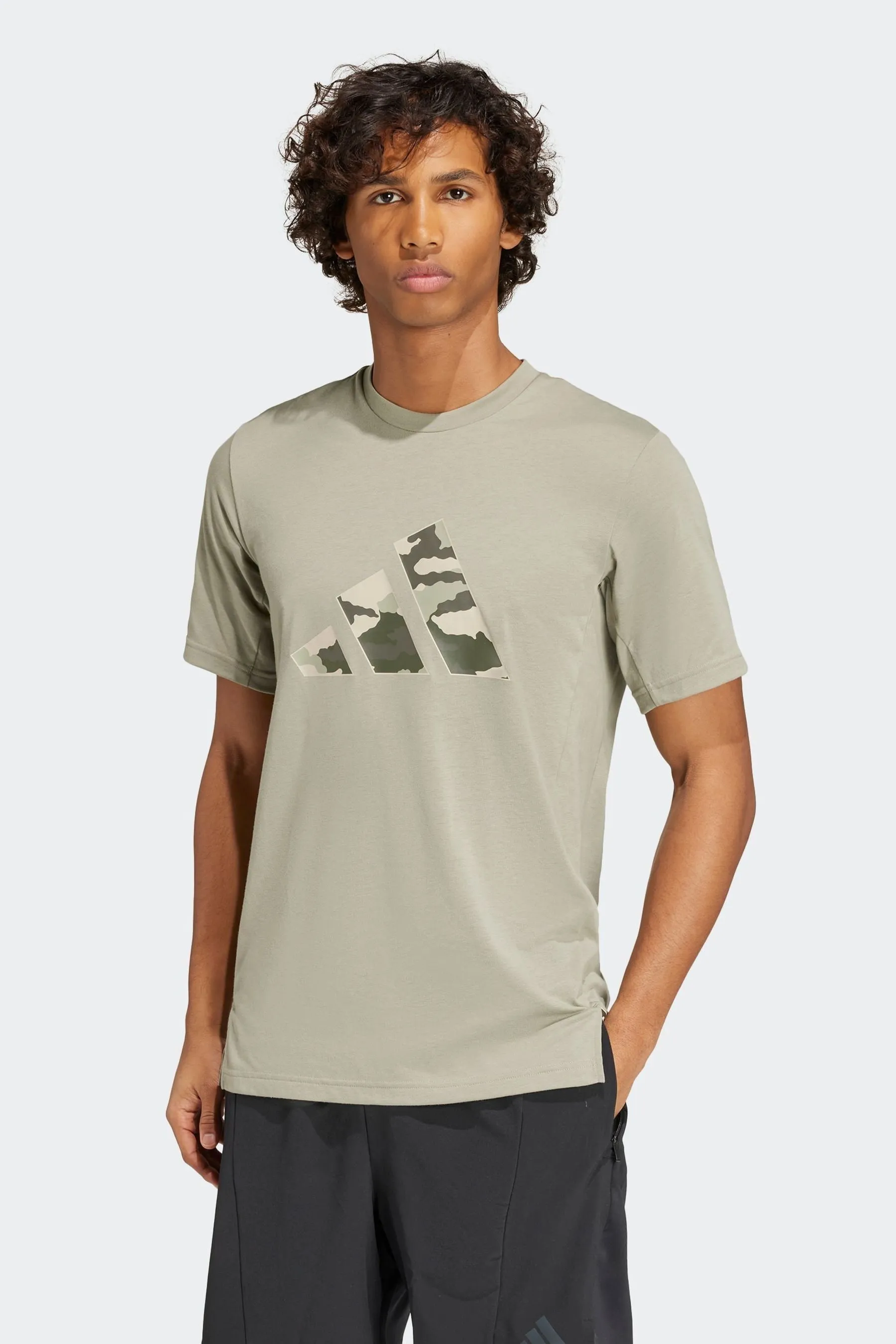 adidas Train Must-have - T-shirt mimetica con logo