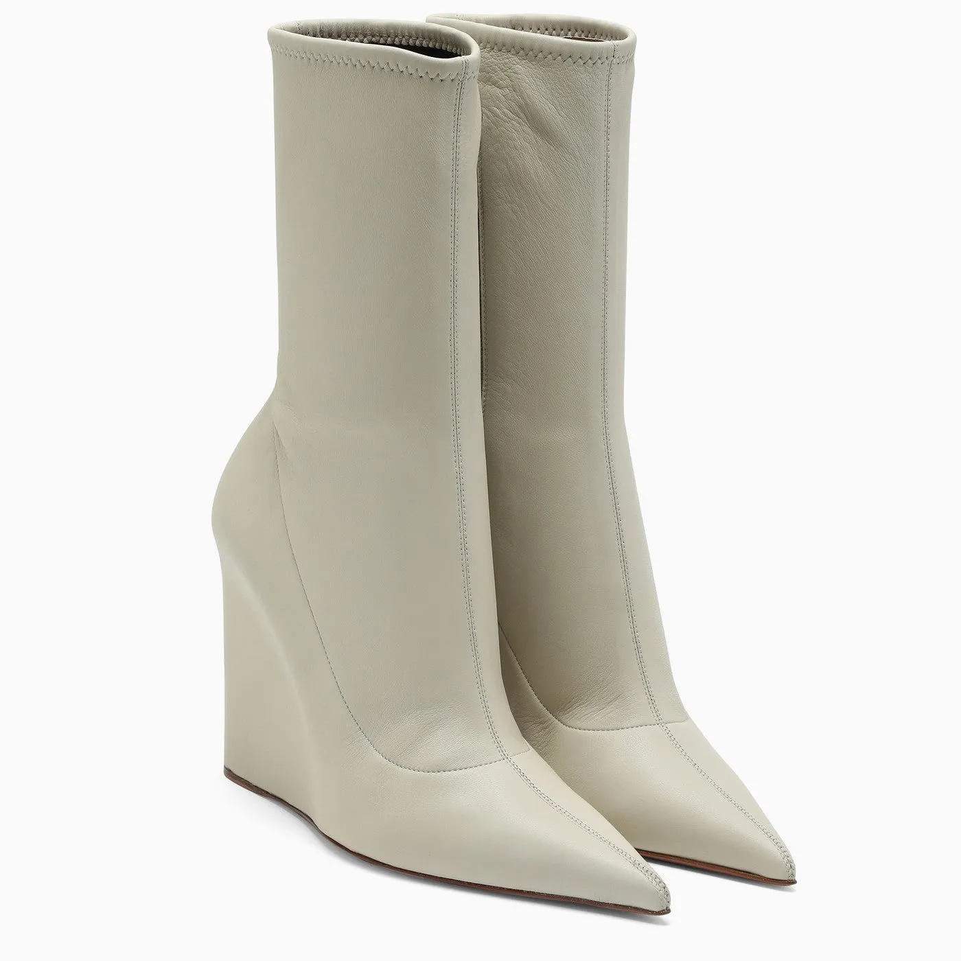 Amina Muaddi White Leather Danielle Stivali a cuneo