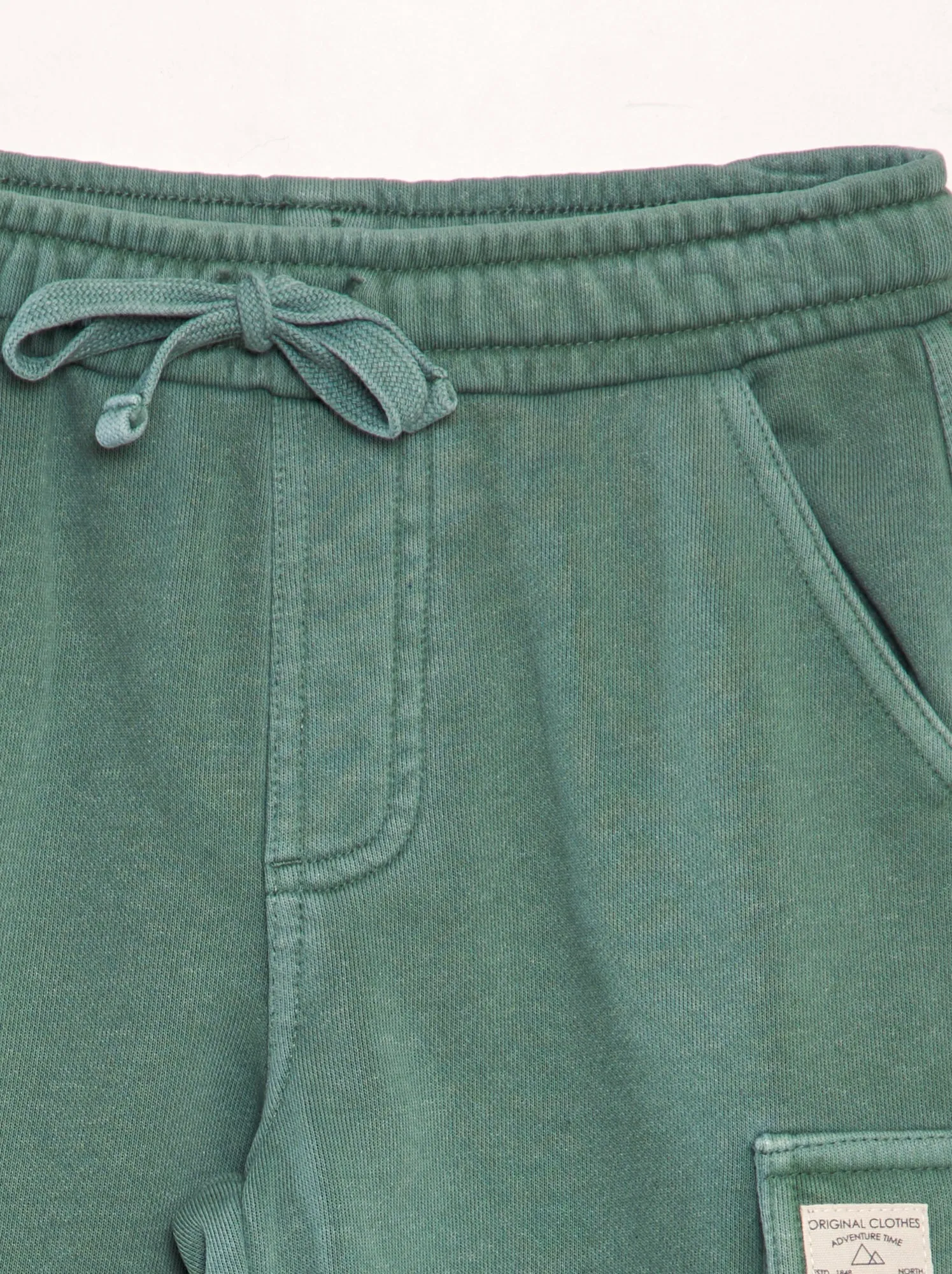 Bermuda con tasche laterali - VERDE