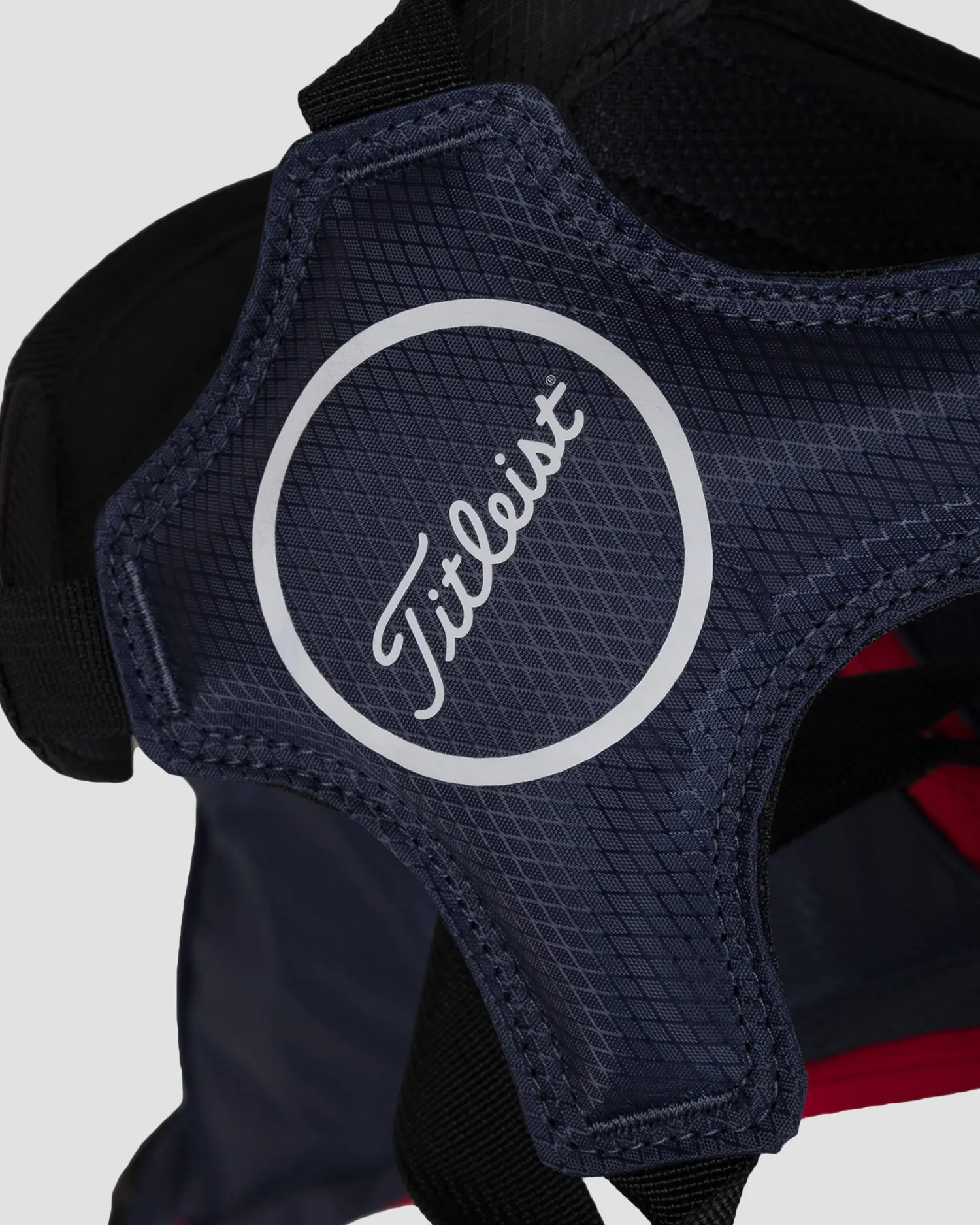 Borsone blu scuro-bianco-rosso da golf Titleist Players 4 Stand Stadry tb23sx2-navywhitered