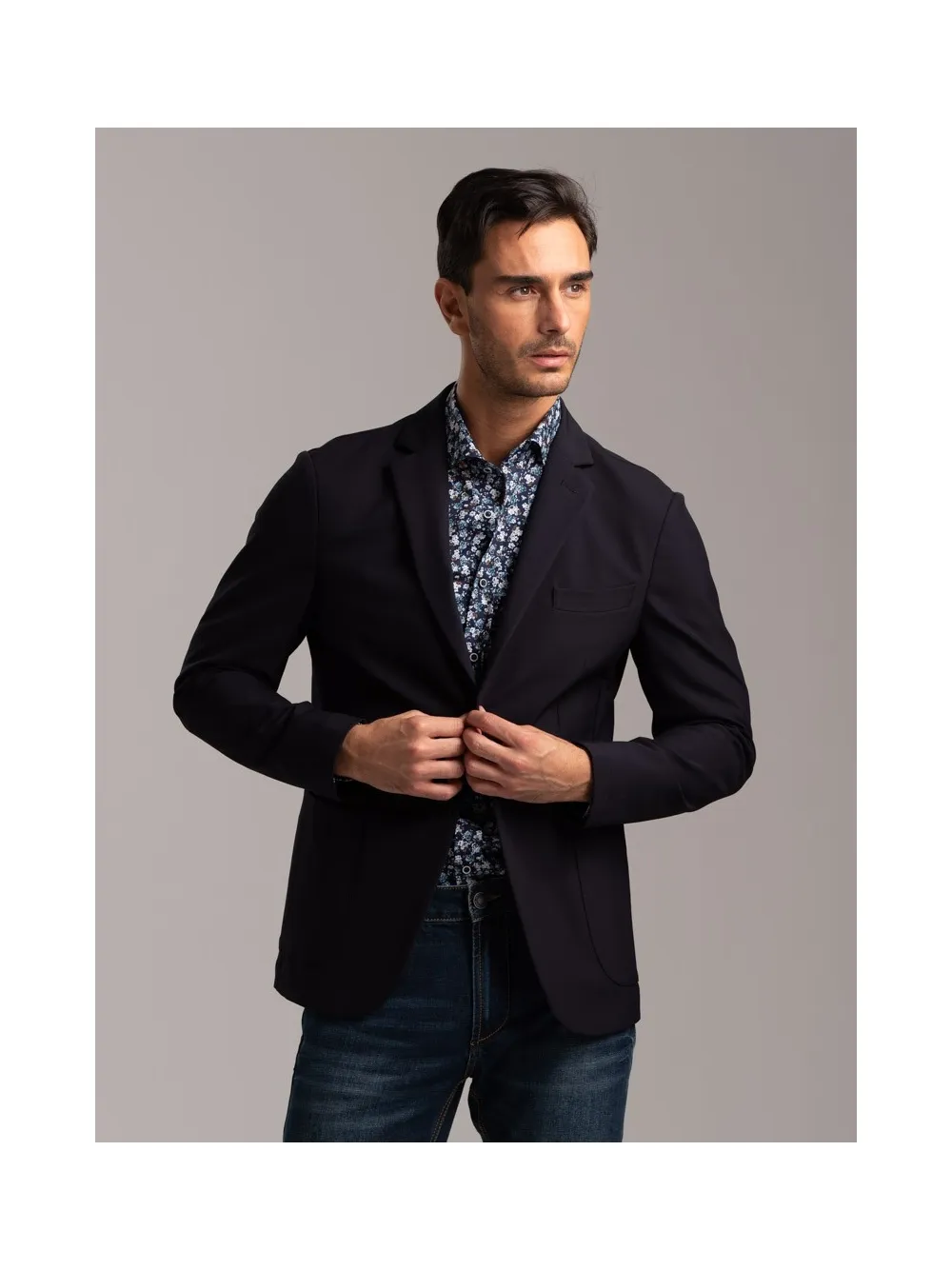 Giacca uomo TECNO sfoderata, realizzata in tessuto tecnico stretch