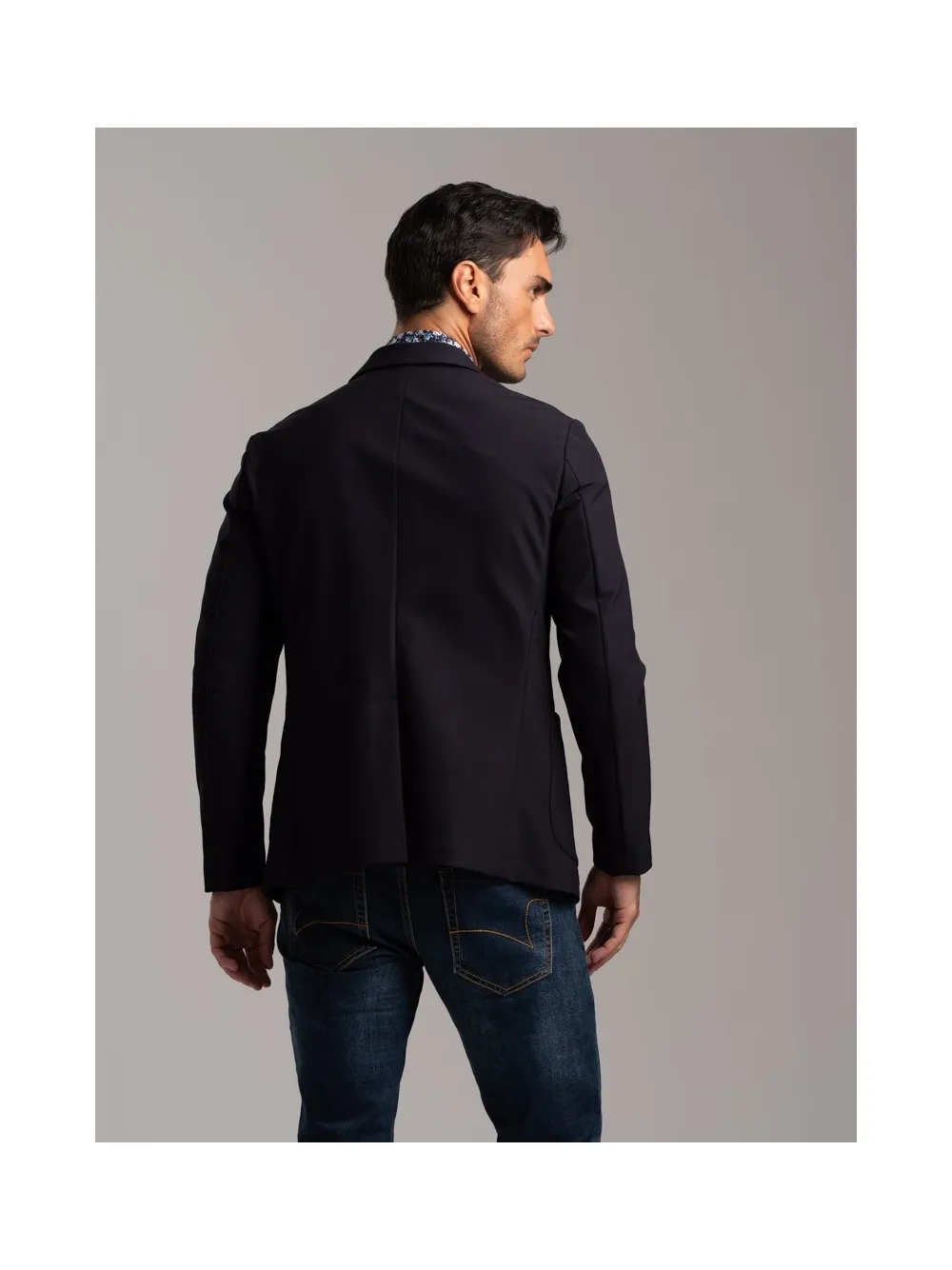 Giacca uomo TECNO sfoderata, realizzata in tessuto tecnico stretch