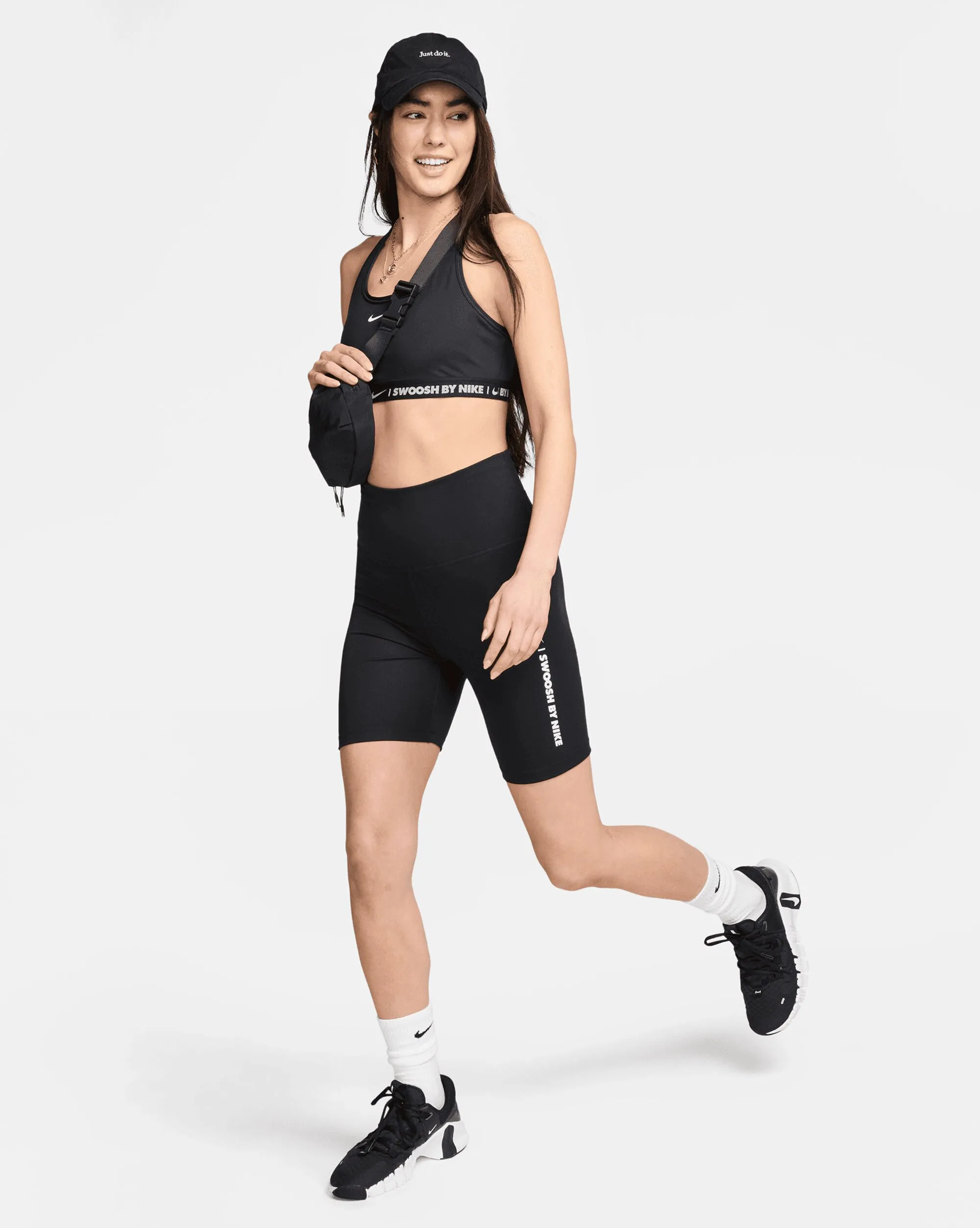 Nike Shorts da ciclista 18 cm a vita alta Nero Donna