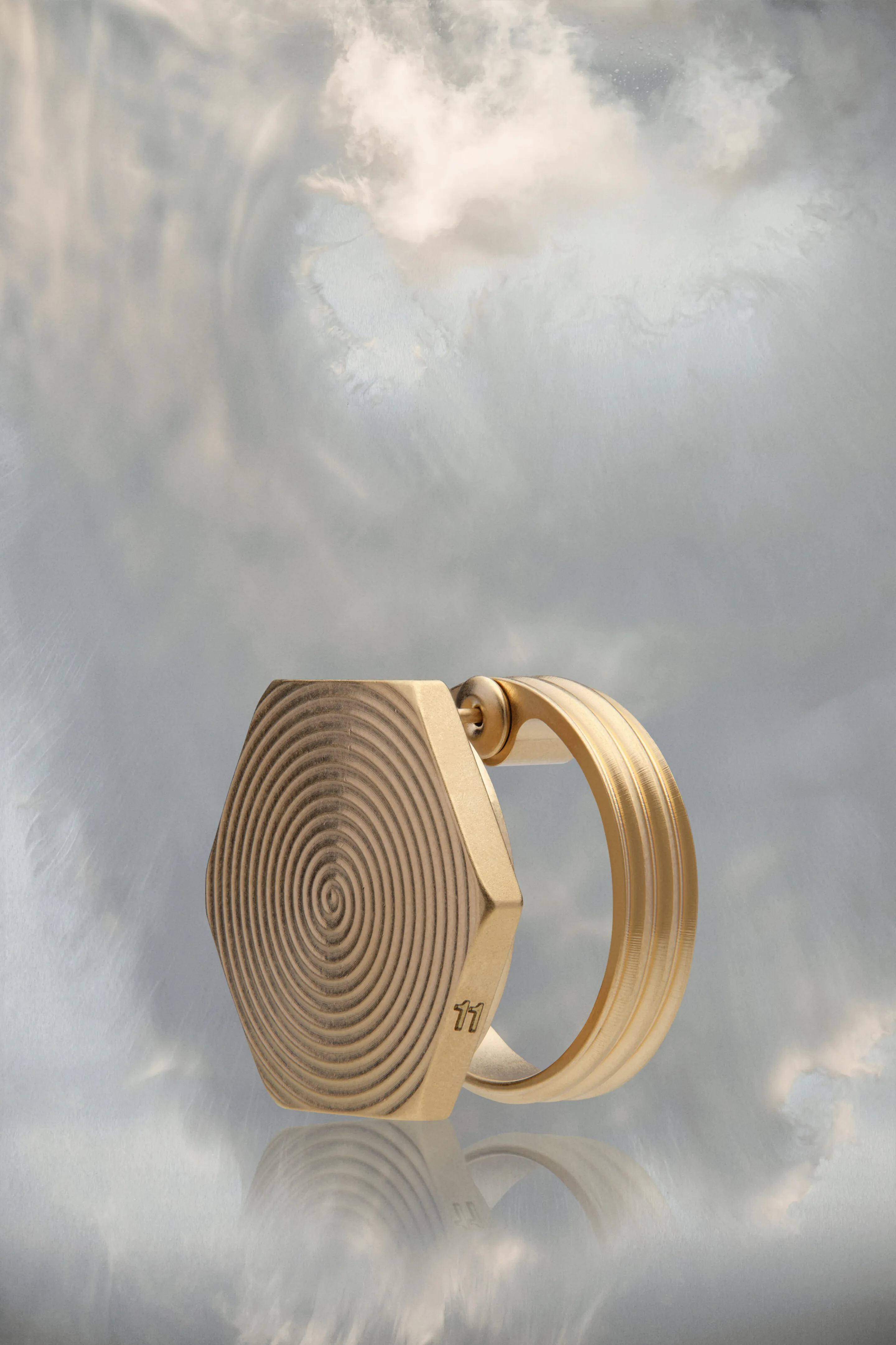 Orecchino esagonale Bolt & nut