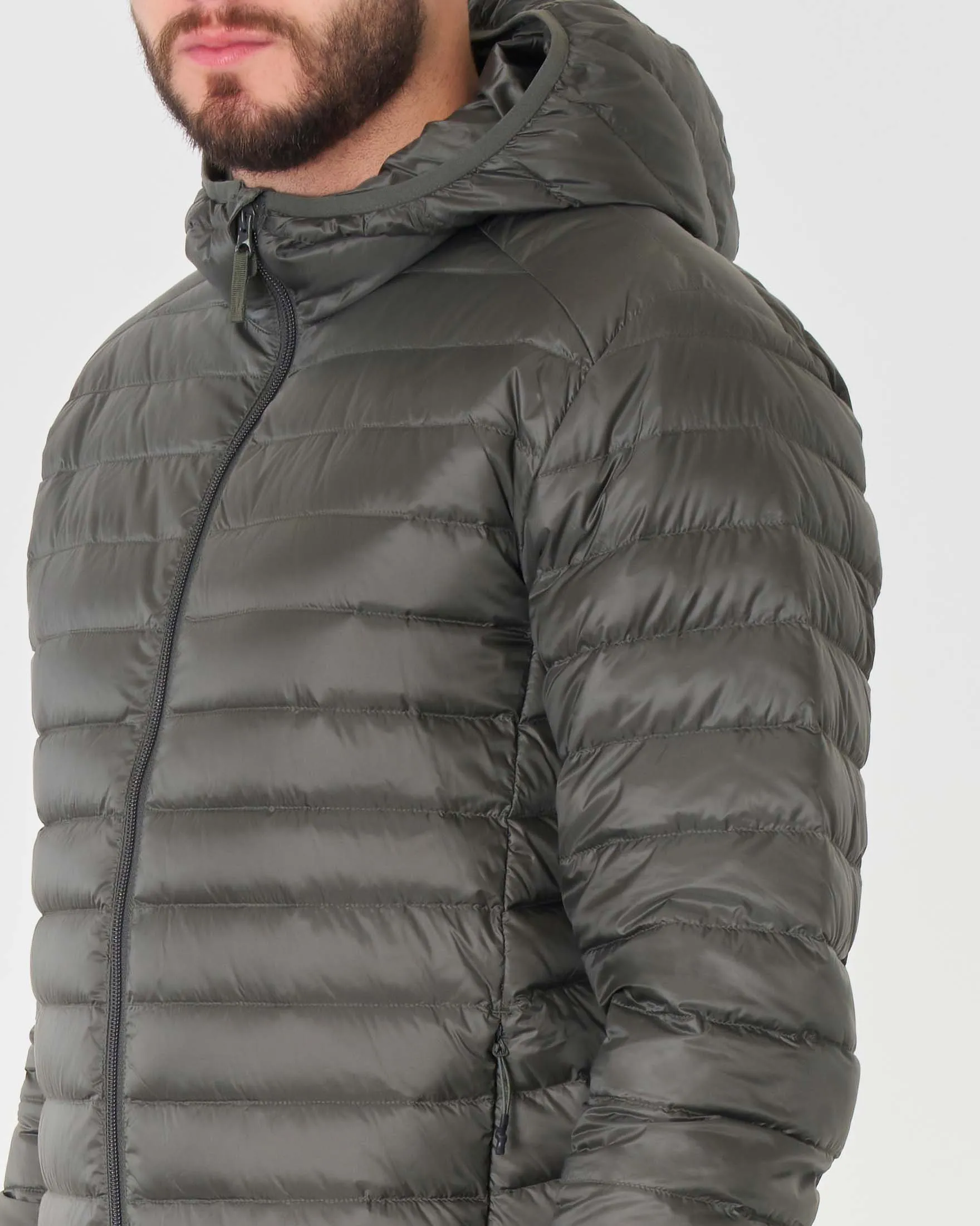 Piumino 100 grammi verde militare con cappuccio