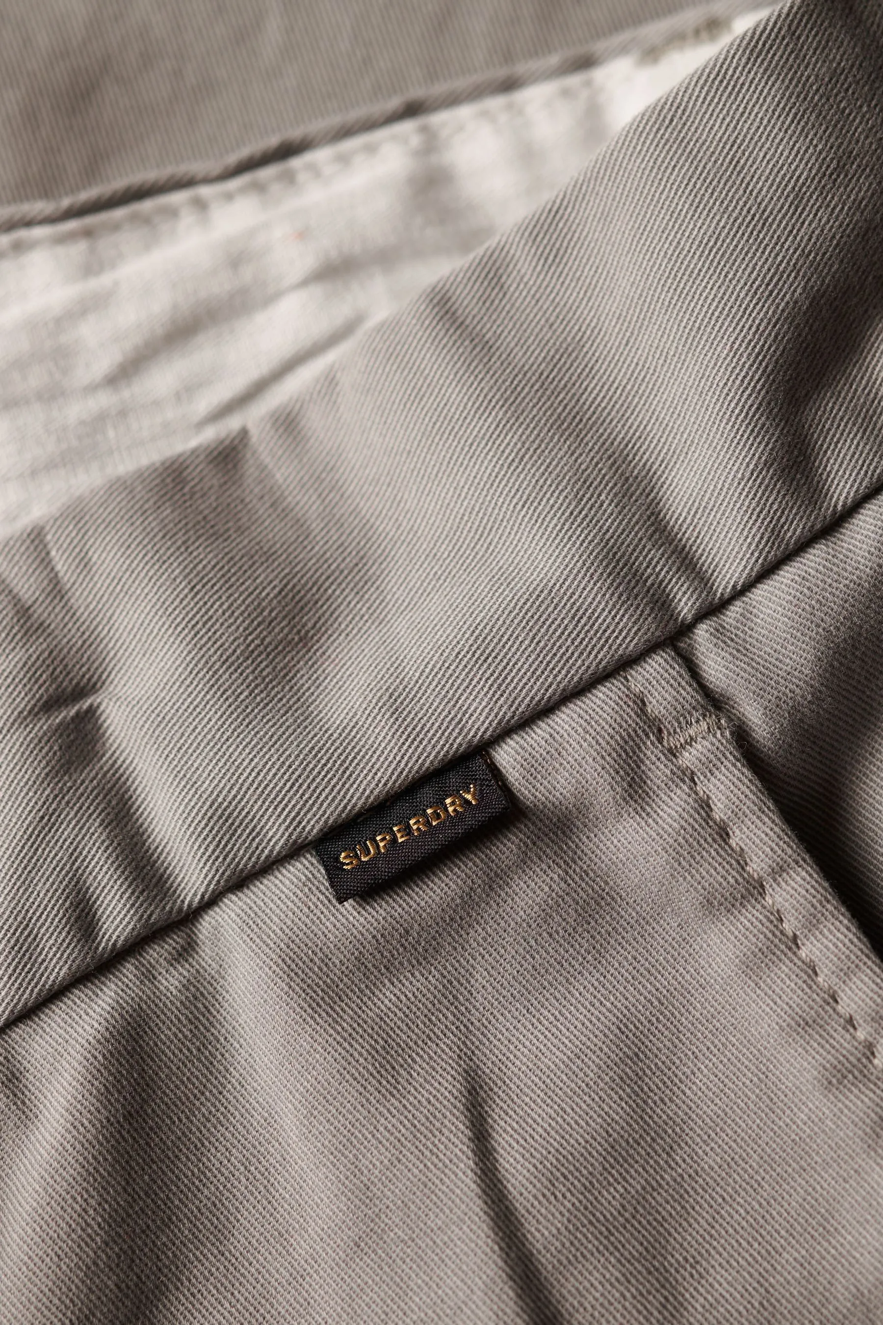 Superdry - Shorts Pantaloni chino elasticizzati con Pantaloni chino